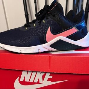 Nike women Legend Essentials 2 Training shoes  CQ9545-401, size 8, navy blue.